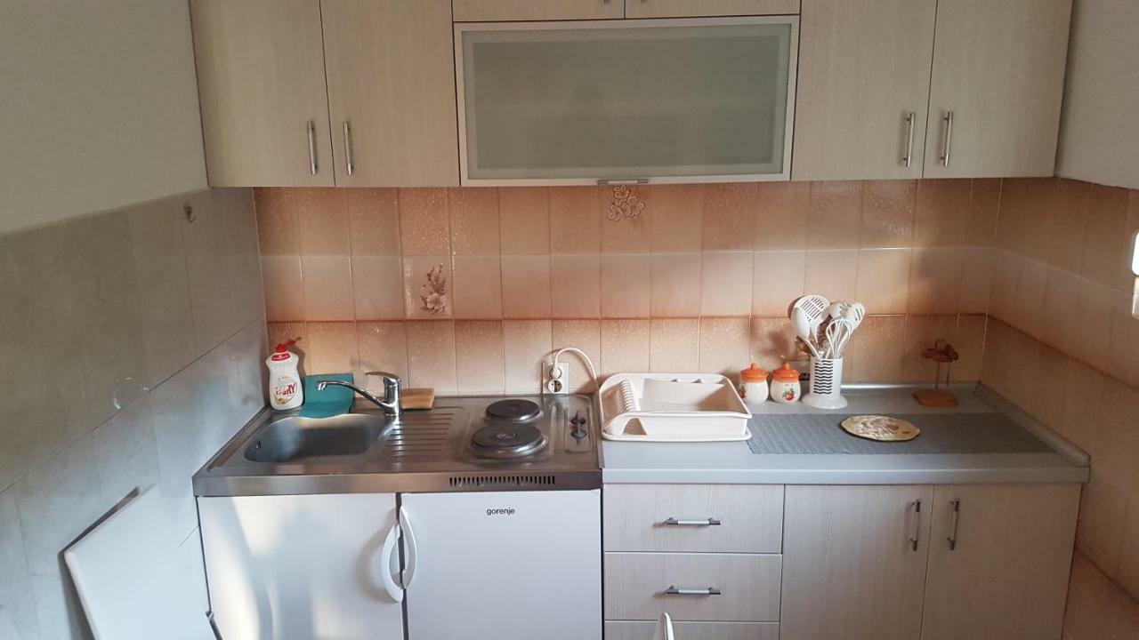 Apartments Jovana Kotor Bagian luar foto